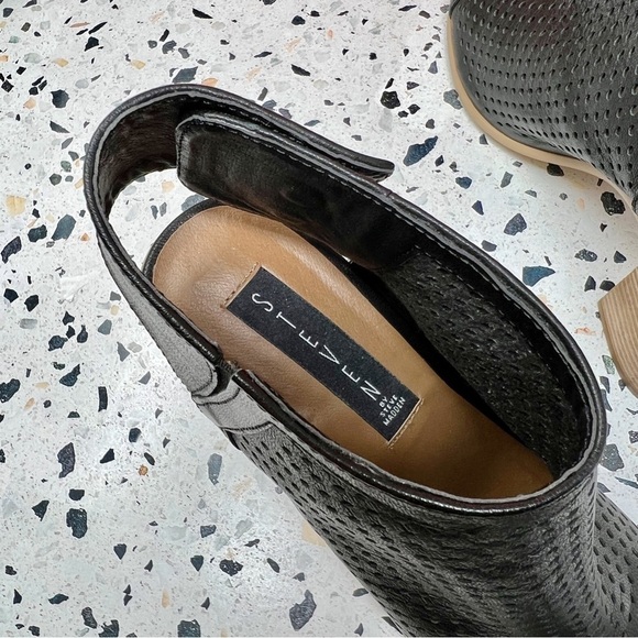 Steven By Steve Madden Perforated Suzy Black Stacked Snap Peep Toe Bootie Sz 7.5 - Picture 7 of 8